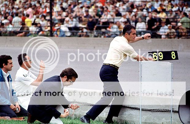 Roger-Penske-1969-Indy-500%20Jerry%20Kro